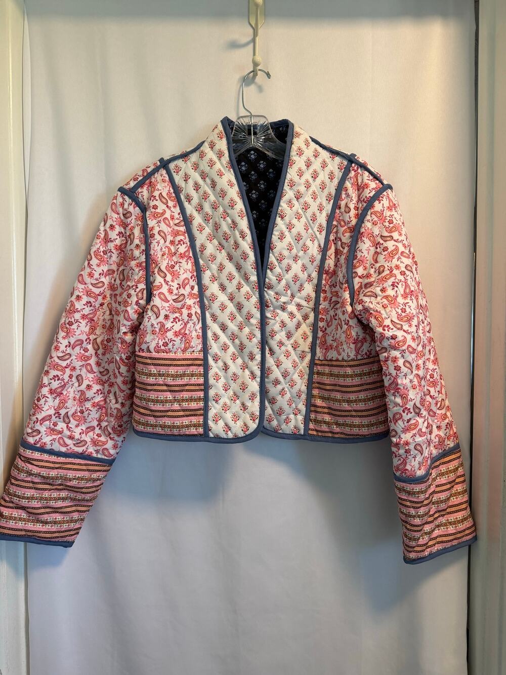 Perbai | Women's Reversible Floral Cropped Quilted Jacket-M - Picture 1 of 5